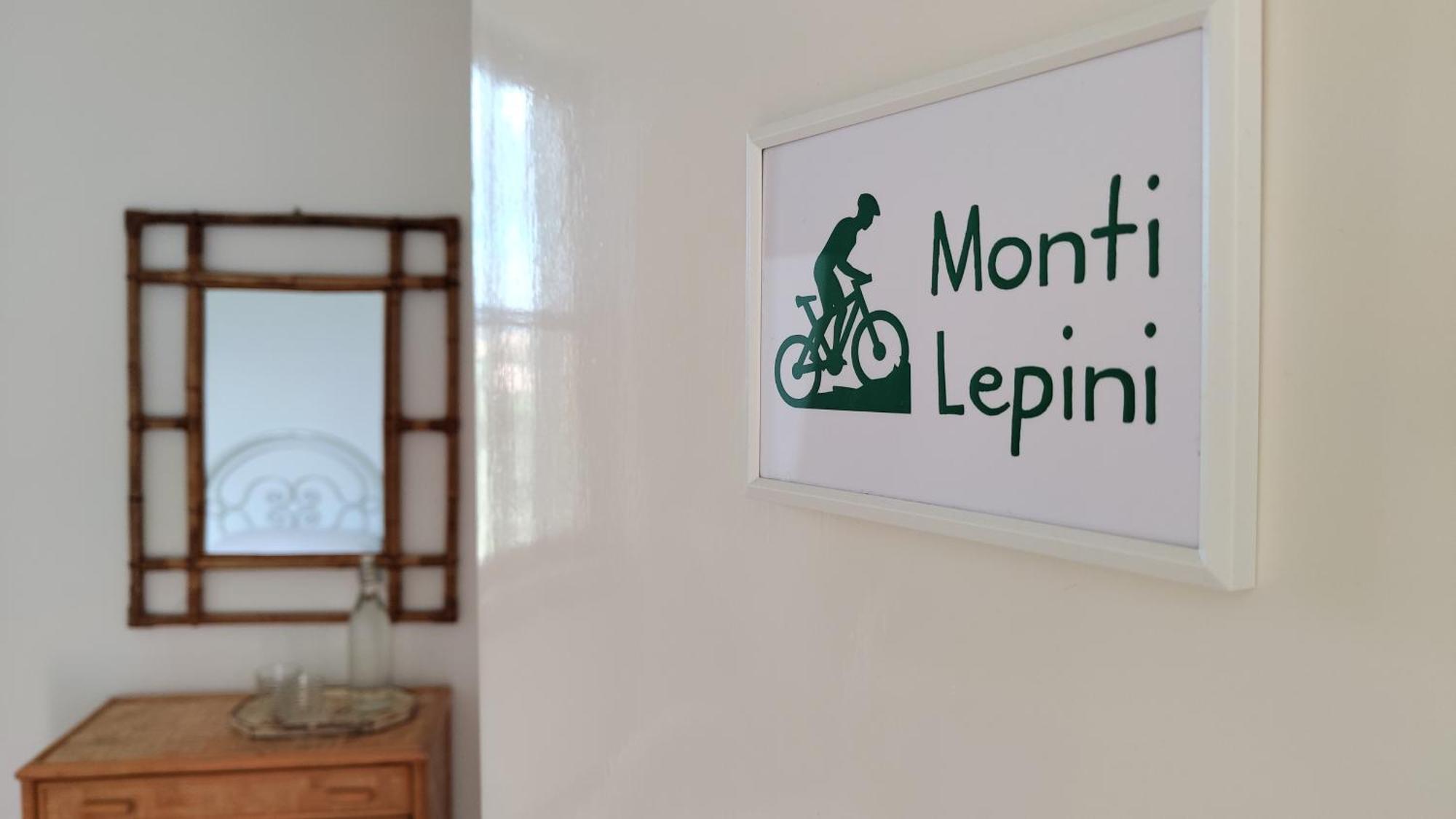 Eco House San Michele Hostel Borgo San Michele  Luaran gambar